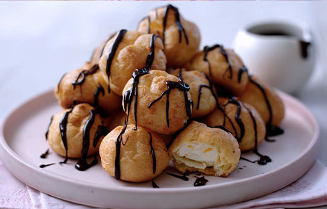 Filled Profiteroles
